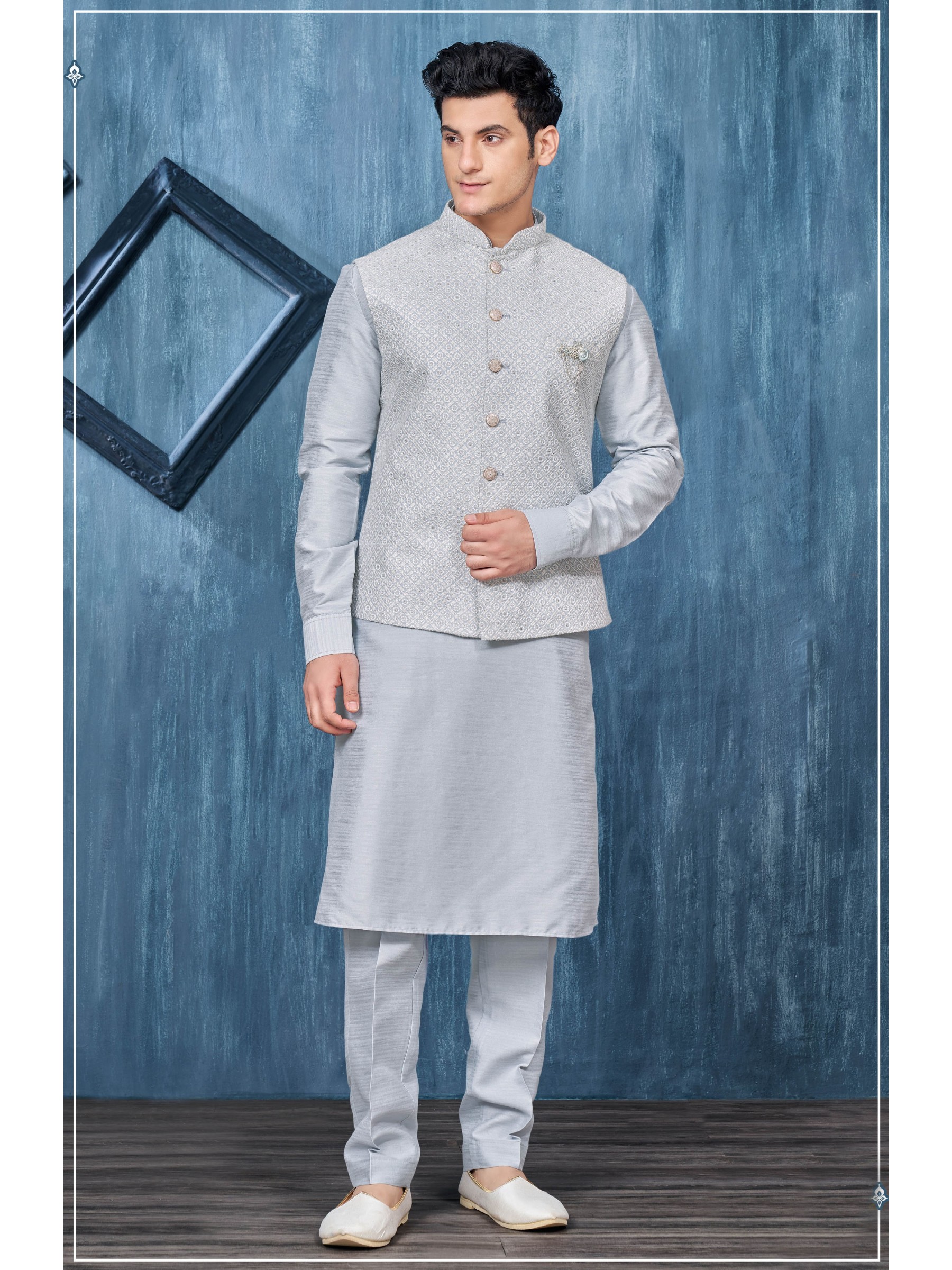 Art Embroidered Banarasi Silk Function Wear Heavy Readymade Men's Kurta Paijama With Jacket 