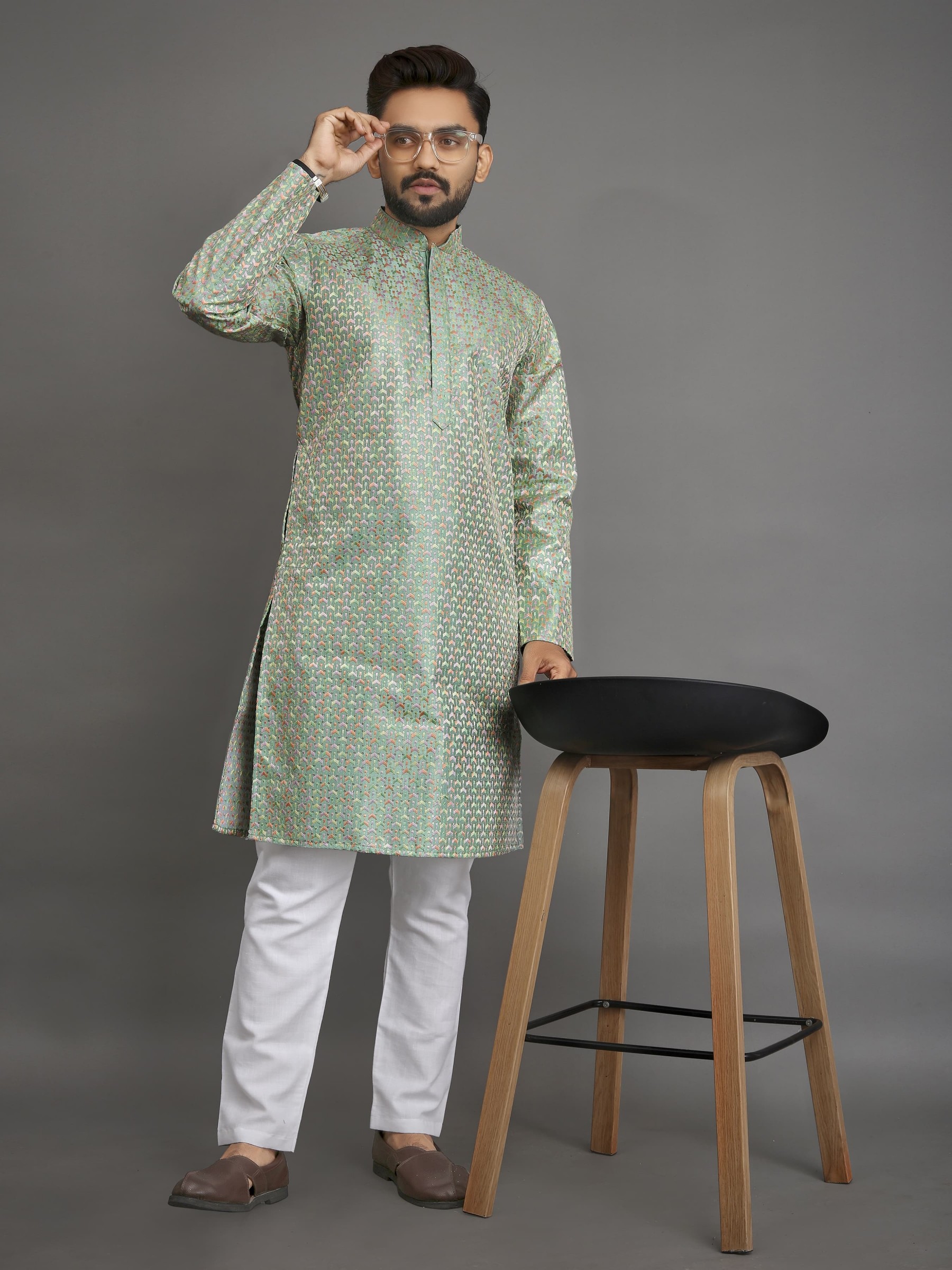 Vanila Silk Readymade Kurta set in with Pastel Green Color Embroidery Work