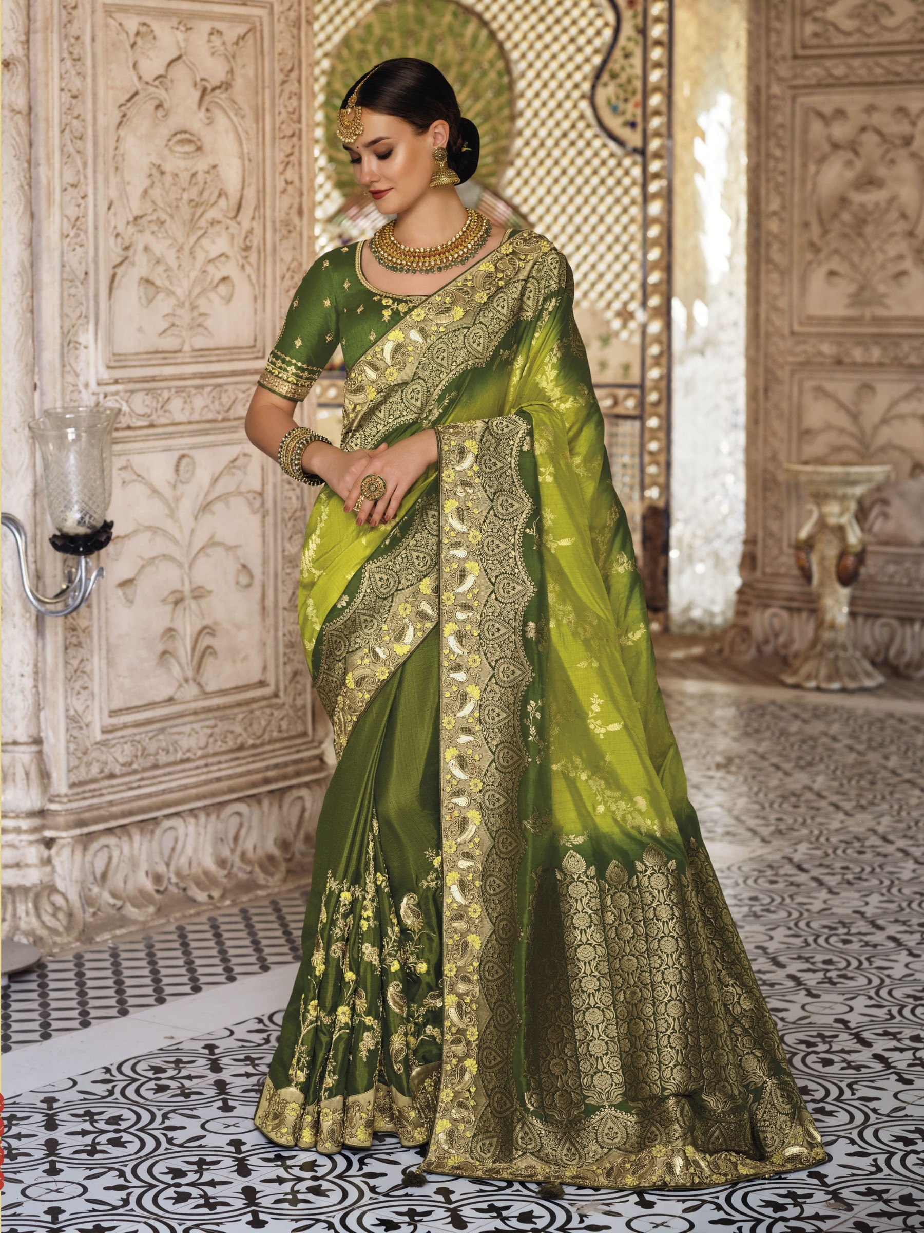 Pure Banarasi Silk Saree In Green Color With Embroidery Work