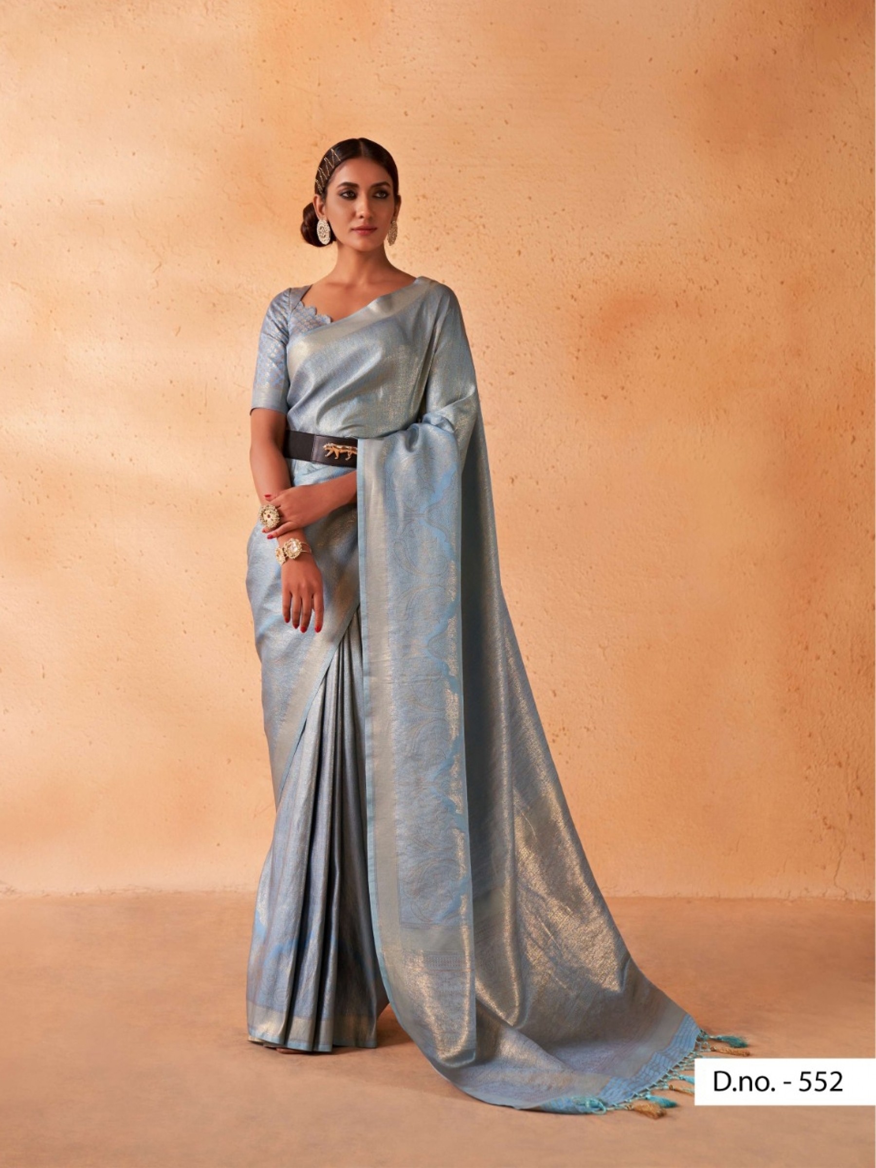 Kanjivaram Silk  Saree Grey Color With Weaving Work