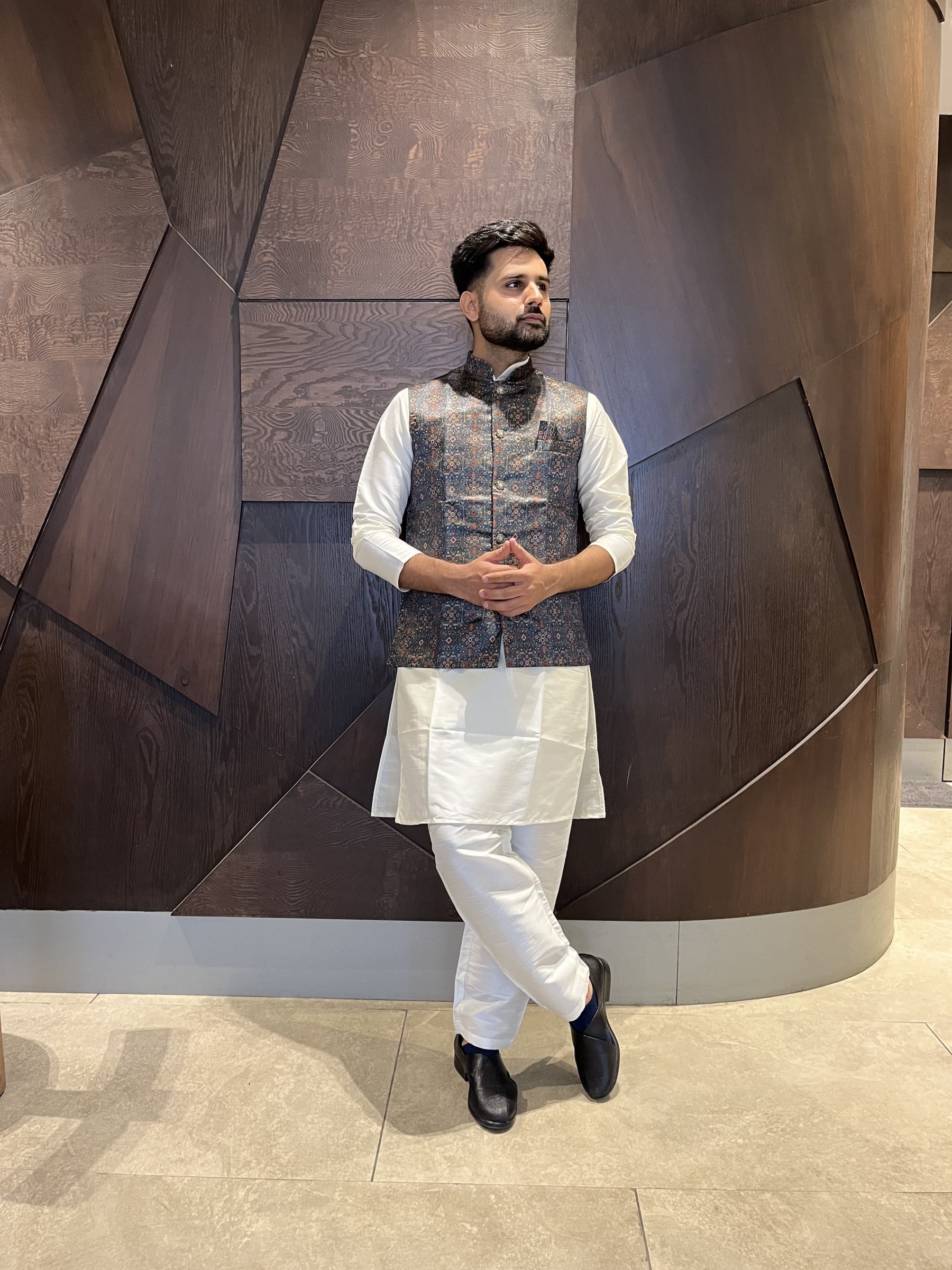 Pure Cotton Readymade Koti Kurta set in Cream & Black With Jacquard Weaving 