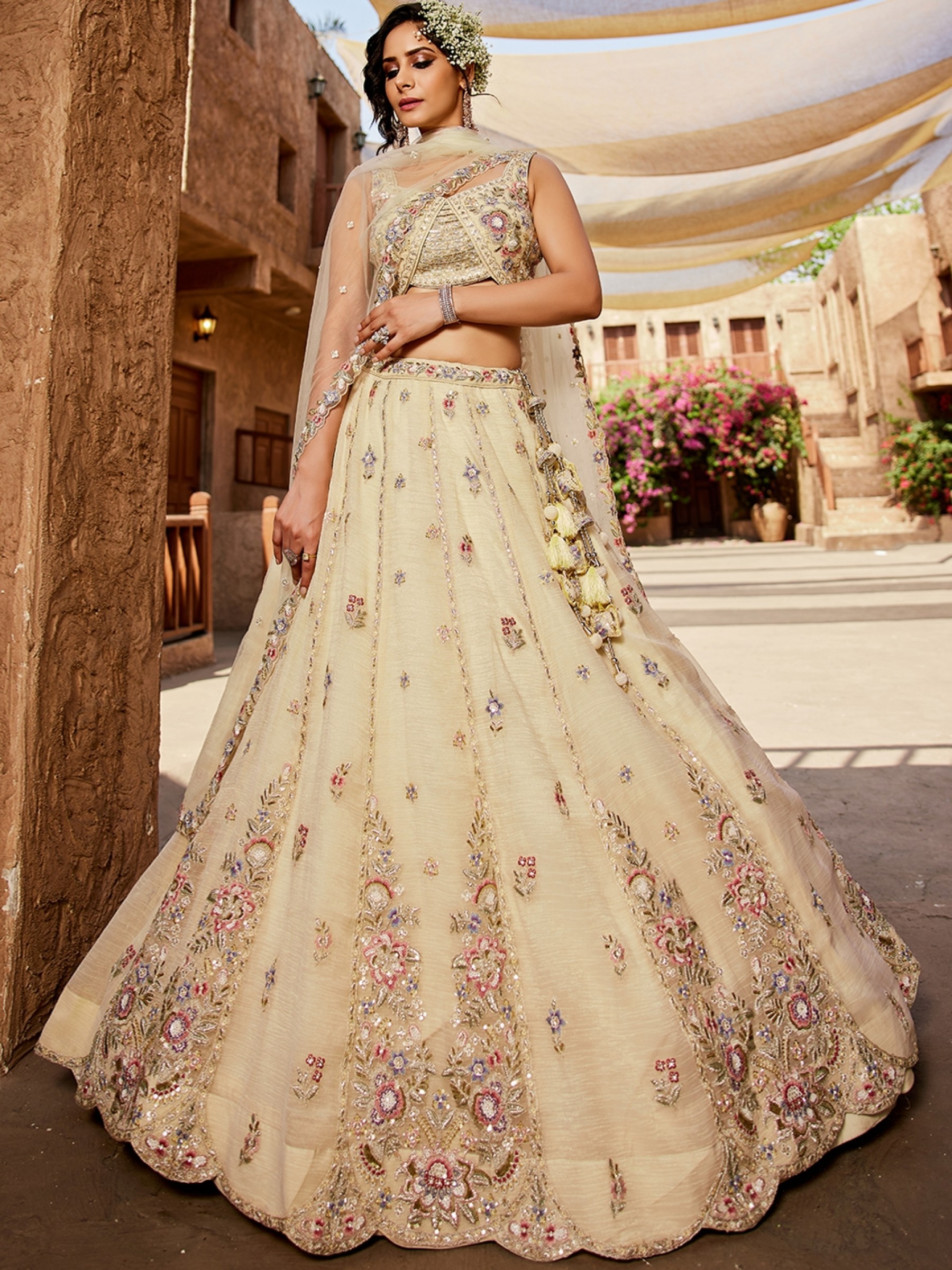 Pure Tissue Silk Fabric Wedding Wear Lehenga In Cream Color With Embroidery Work    