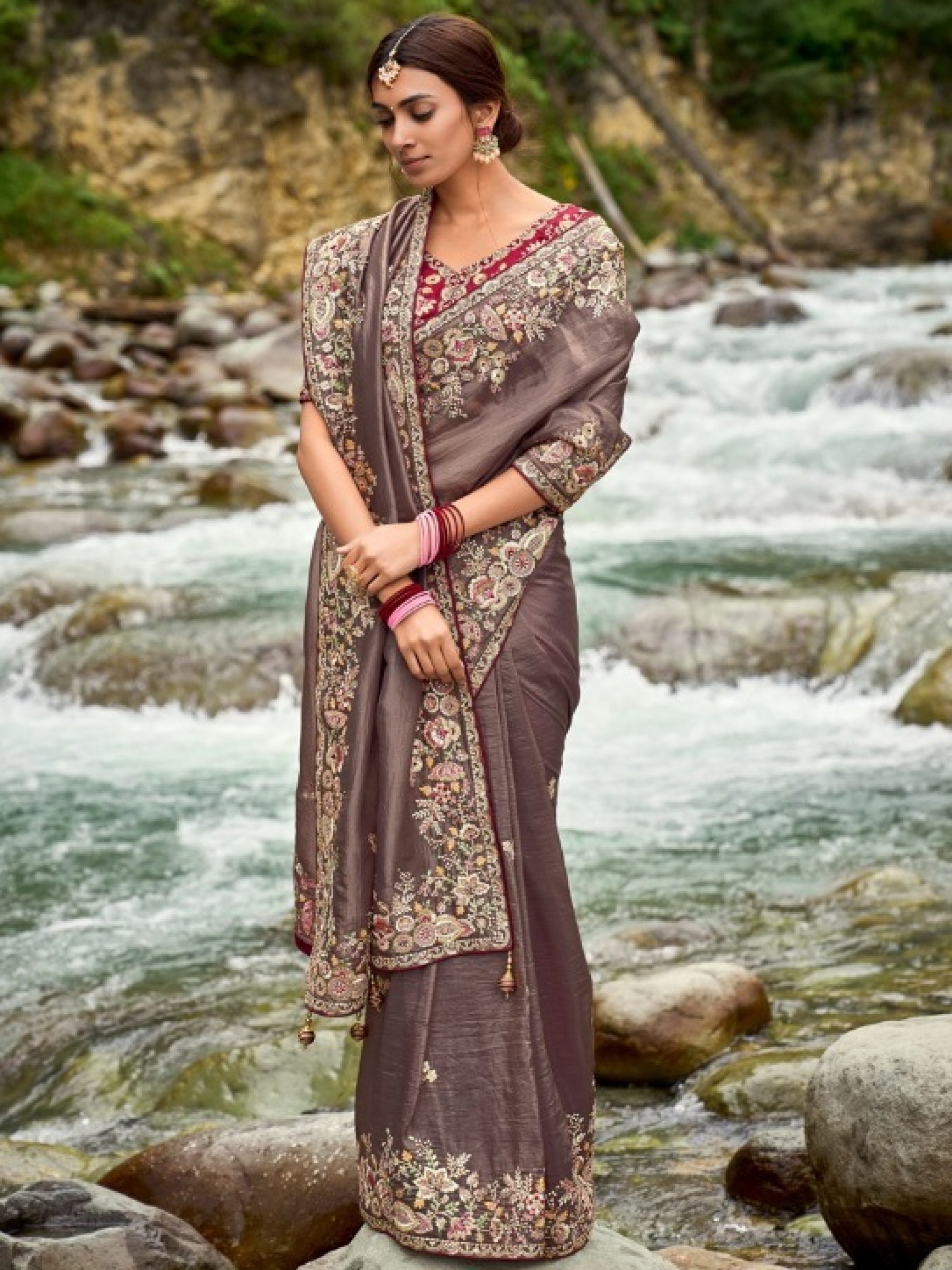 Pure Dola Silk Saree In Mauve Color With Embroidery Work