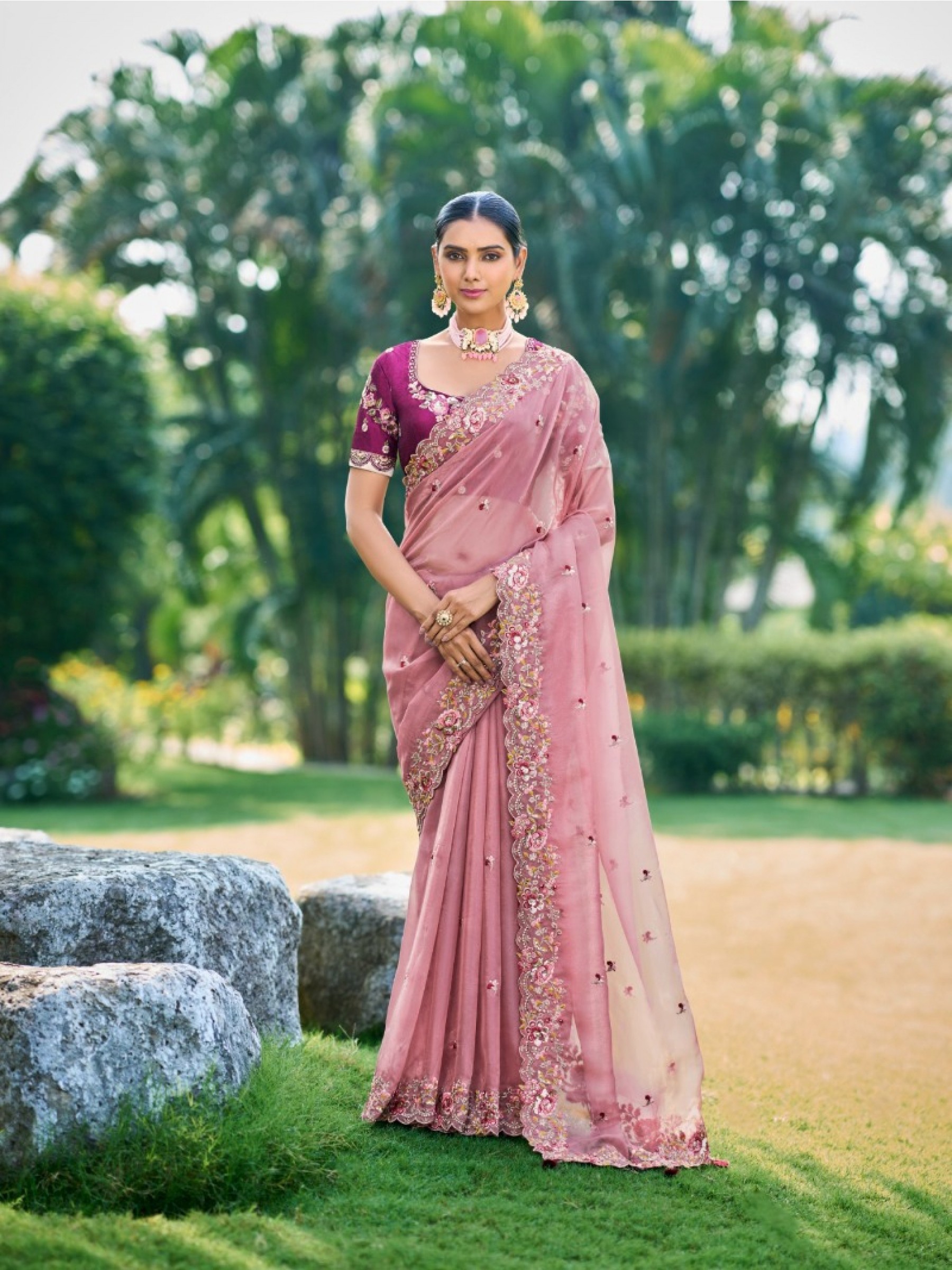 Pure  Silk Saree In Pink Color With Embroidery Work