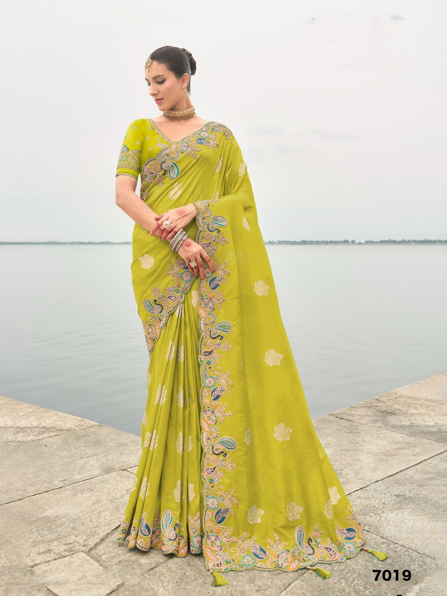Pure Dola Silk Wedding wear Saree In Lemon Green Color With Embroidery Work