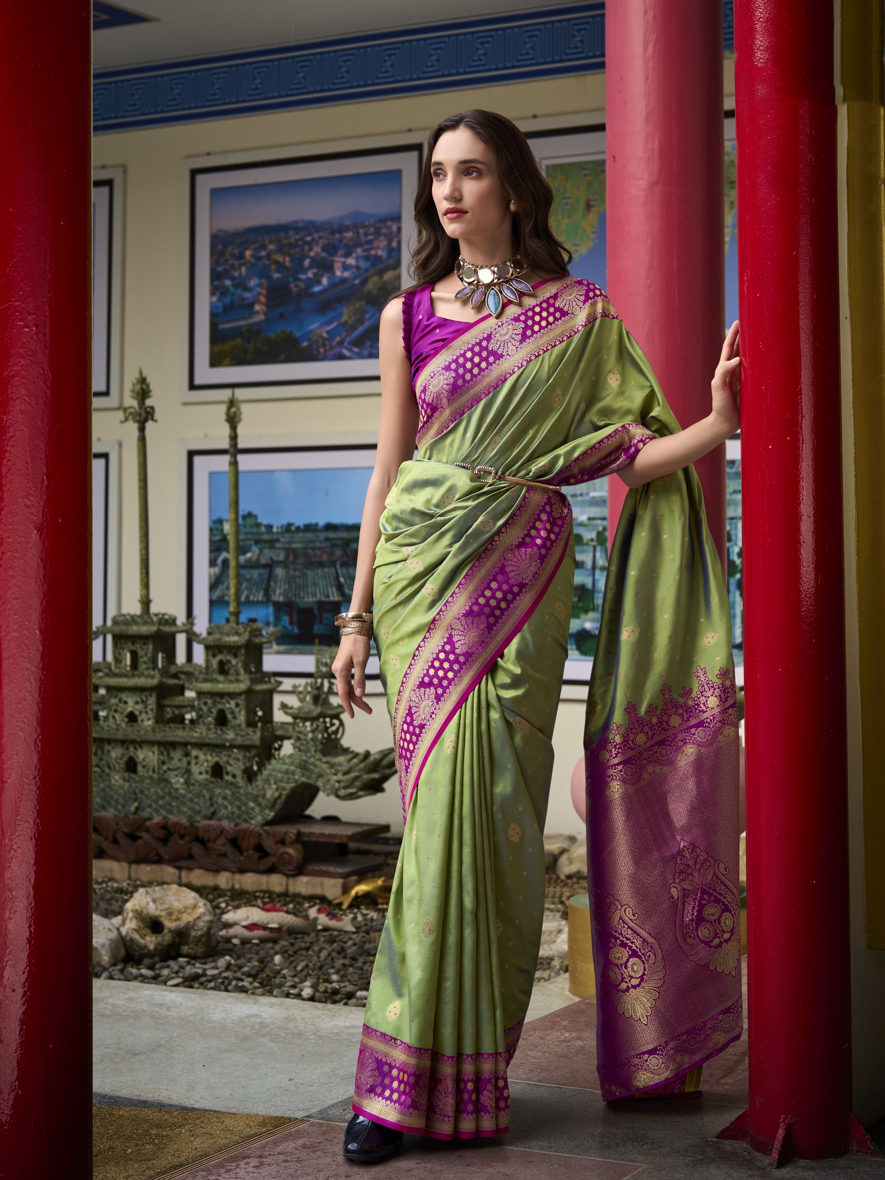 Soft Silk Party wear Saree In Green Color with Zari Weaving 