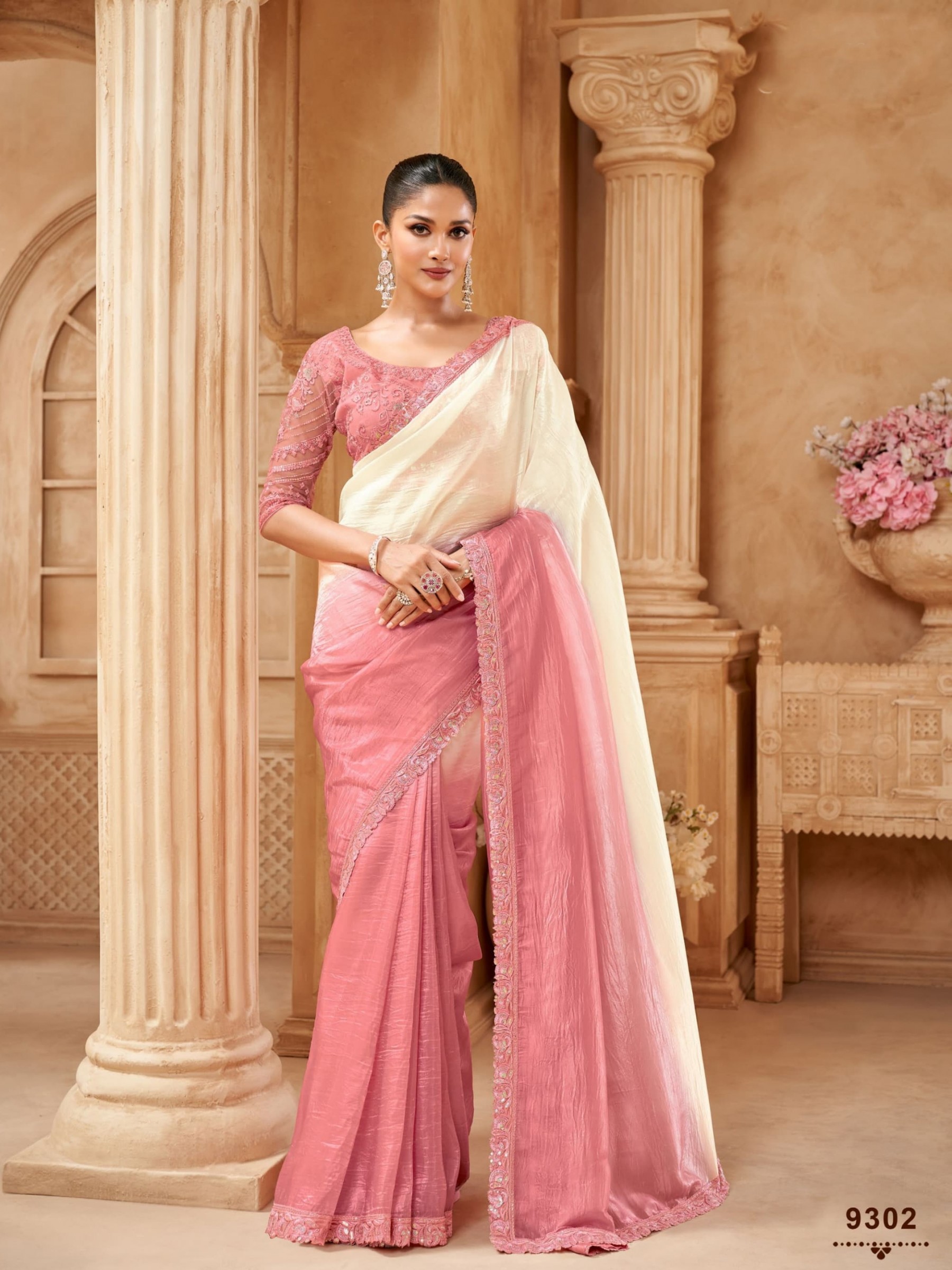 Soft Crush Silk Saree In Color Cream & Pink With Embroidery Work