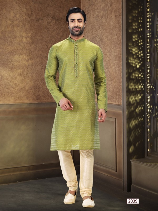 Jaquard Banarasi Silk Readymade Kurta in Green Color 