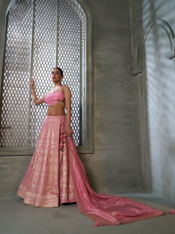Pure Banarasi Viscose Tissue Silk Wedding Wear Lehenga in Pink Color With Embroidery Work