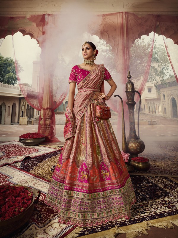 Pure Banarasi Silk Wedding Lehenga in Peach & Pink Color With Embroidery work