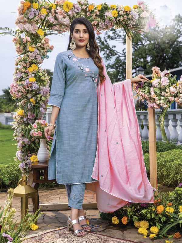 Cotton  Casual Wear  Suit In Color  Green & Pink  With Embroidered Work