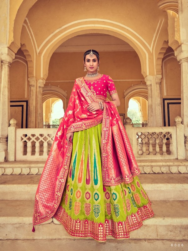 Pure Banarasi Silk Wedding Lehenga in lemon Green Color With Embroidery work