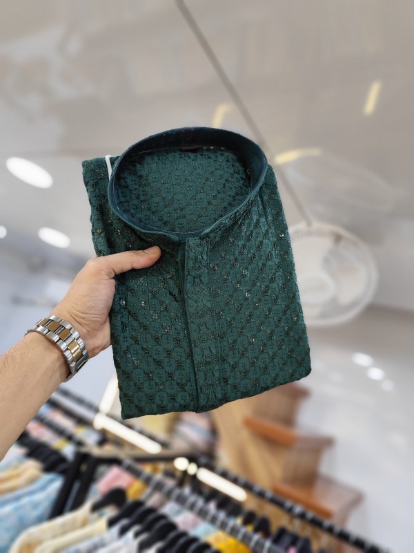 Pure Viscose Reyon Fabric Kurta set in Green Color with Chicken Embroidery work
