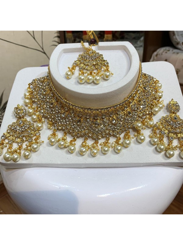 Silver Color Necklace with Silver Diamond work